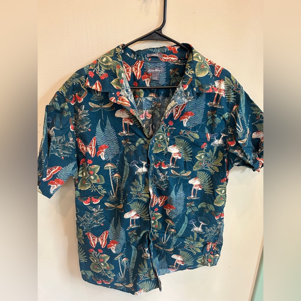 Eddie Bauer Green Tropical Print Short Sleeve Button-Down